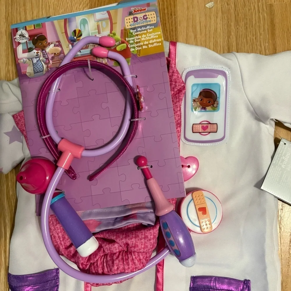 Disney Doc Mcstuffins Doctor Costume NEW Sz 3 W/ Stethoscope Tools Halloween